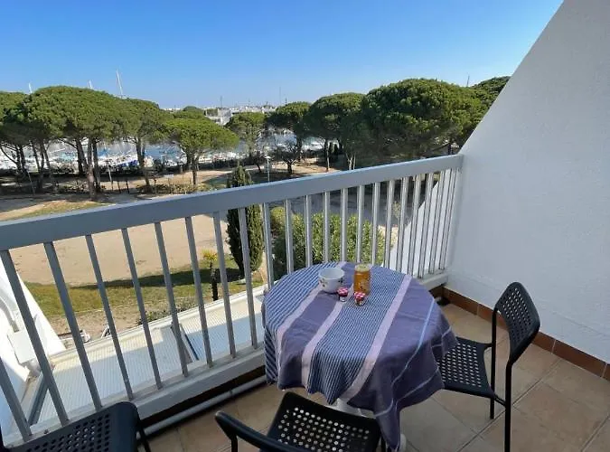 Vue Port, Parking Prive, Terrasse, Clim *