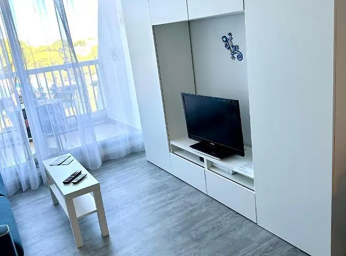 Apartment Vue Port, Parking Prive, Terrasse, Clim *