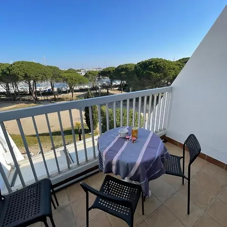 Vue Port, Parking Prive, Terrasse, Clim *